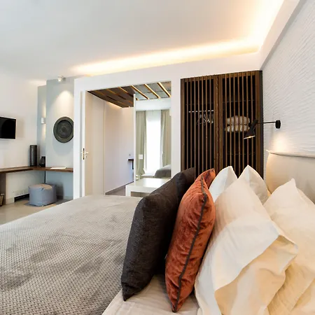 Agnanti & باروس