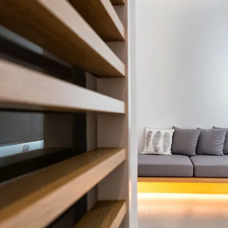 Agnanti & باروس