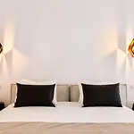 Agnanti & 5* Páros