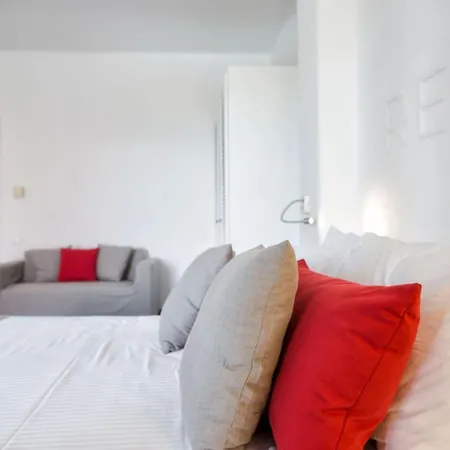 Agnanti & 5* Parikia (Paros)