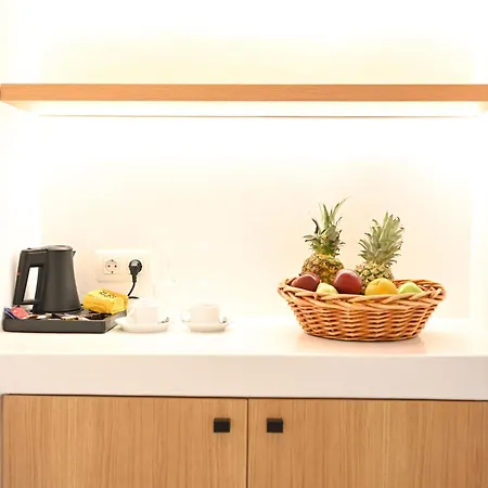 Hotel Agnanti &