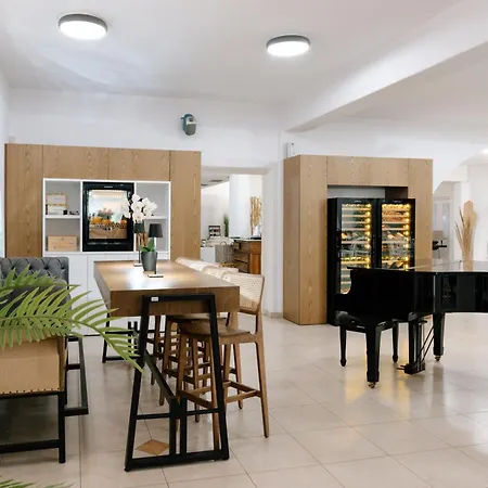 Hotel Agnanti & Páros