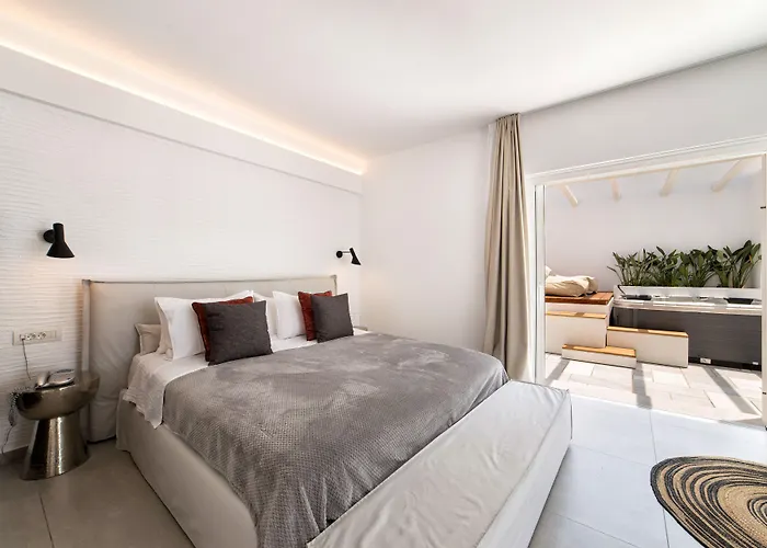 Ξενοδοχείο Agnanti & Πάρος